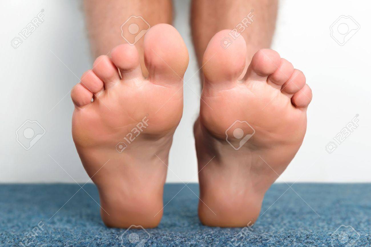Clean male toes without any dermatological issues. - 46471012 Clean male toes without any dermatological issues. - 46471012
