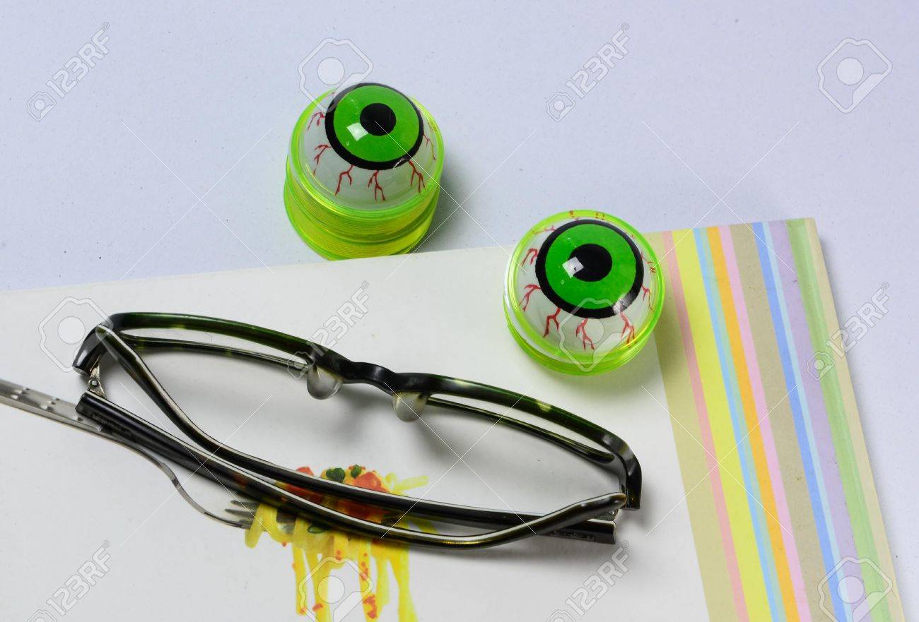 eyeball glasses