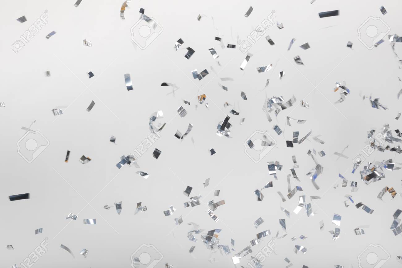 灰色に銀の紙吹雪の破片を落とすの写真素材・画像素材 Image 90016274