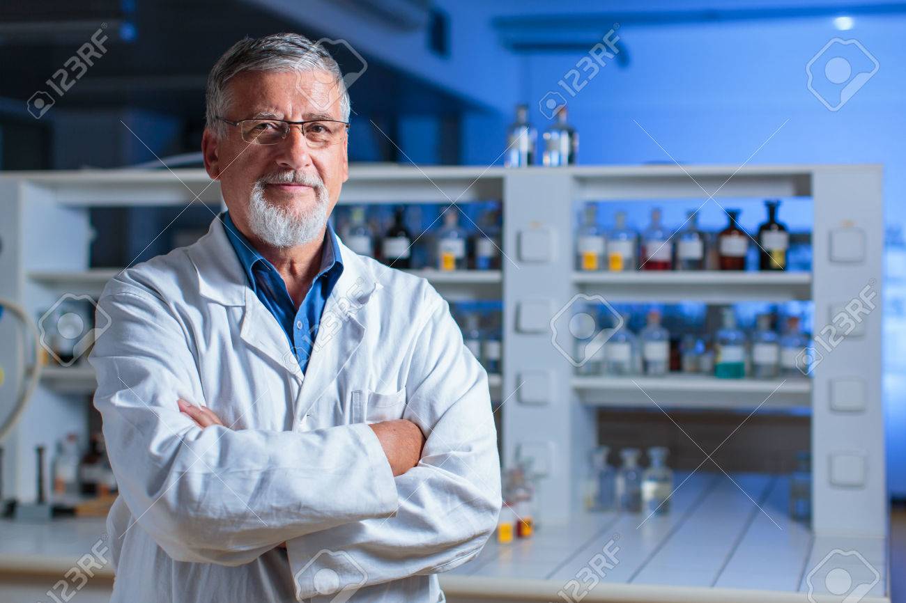 Senior chemistry professor/doctor in a lab (color toned image) - 60593012 Senior chemistry professor/doctor in a lab (color toned image) - 60593012
