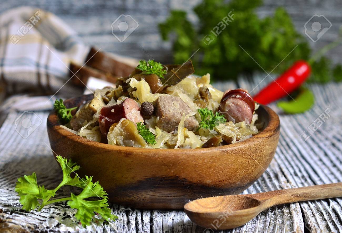 Bigos-traditional dish of polish cuisine from sour and fresh cabbage,meat and mushrooms. - 34727689 Bigos-traditional dish of polish cuisine from sour and fresh cabbage,meat and mushrooms. - 34727689