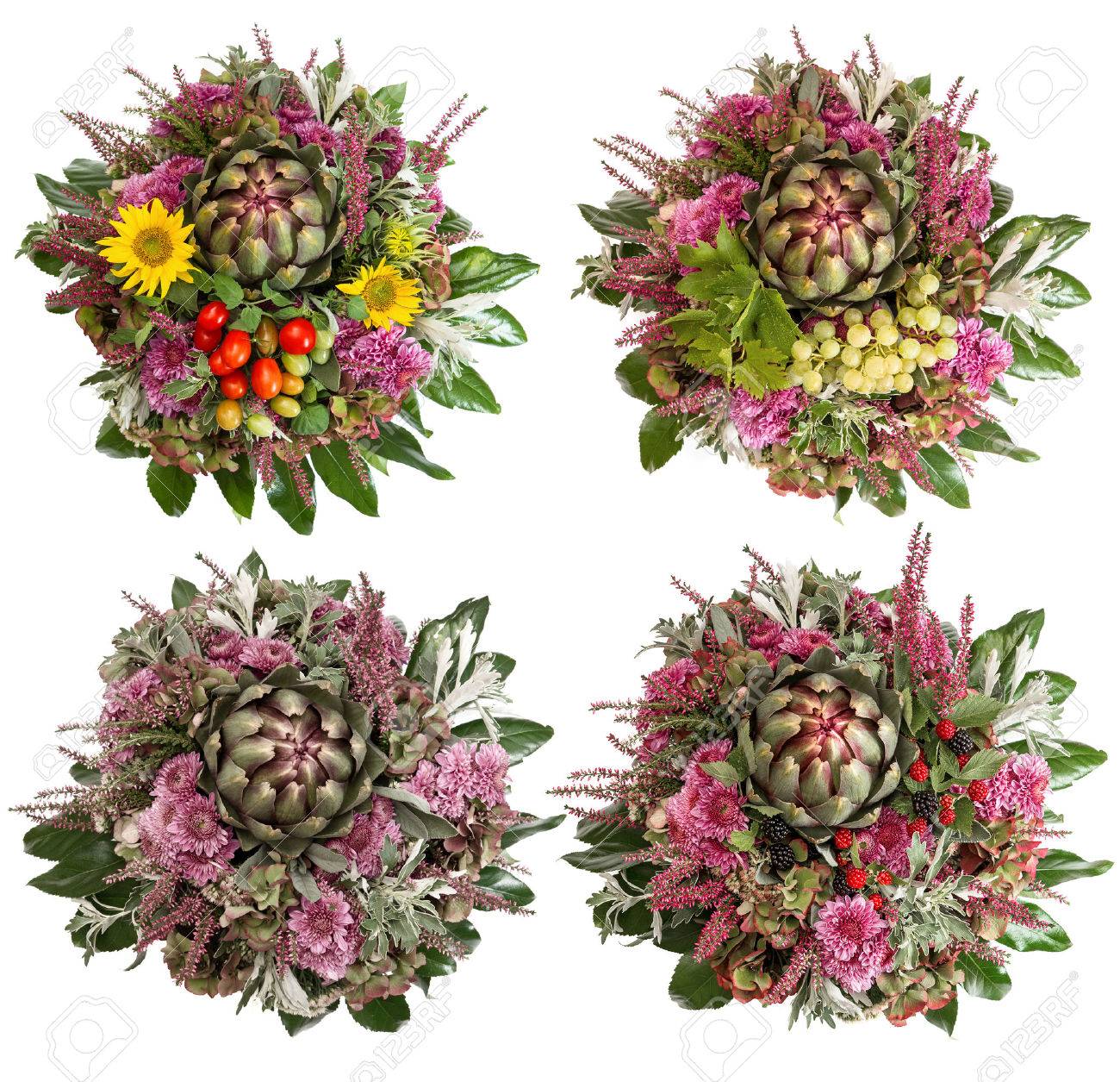 4 つの秋の花の花束のアーティ チョーク ブラックベリー トマト 菊の花アレンジ感謝祭収穫組成 の写真素材 画像素材 Image