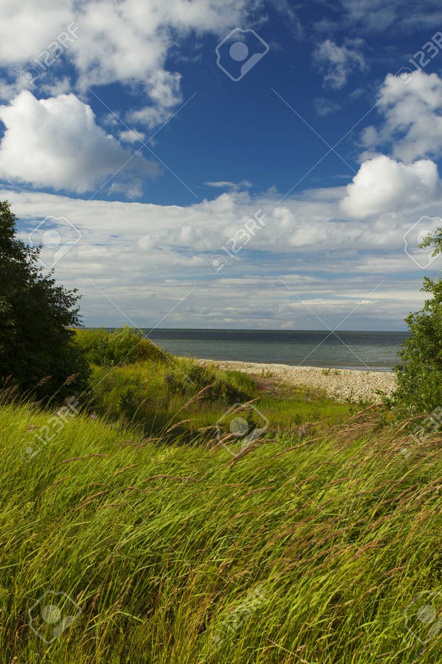 Ostsee Im Sommer Schone Landschaft Freizeiteinrichtungen In Europa Lizenzfreie Fotos Bilder Und Stock Fotografie Image