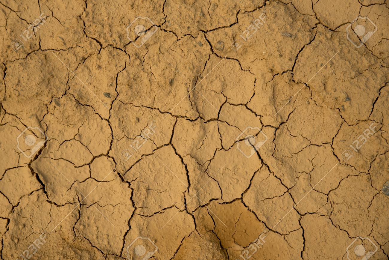 Sol Terre Craquelee Seche Moulu Texture De Fond Motif Mosaique De Sol Seche Au Soleil De La Terre Banque D Images Et Photos Libres De Droits Image