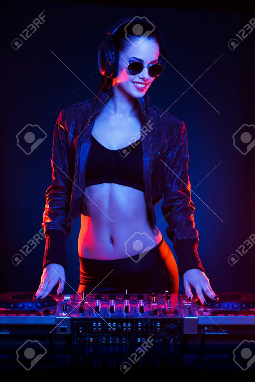 dj party outfit