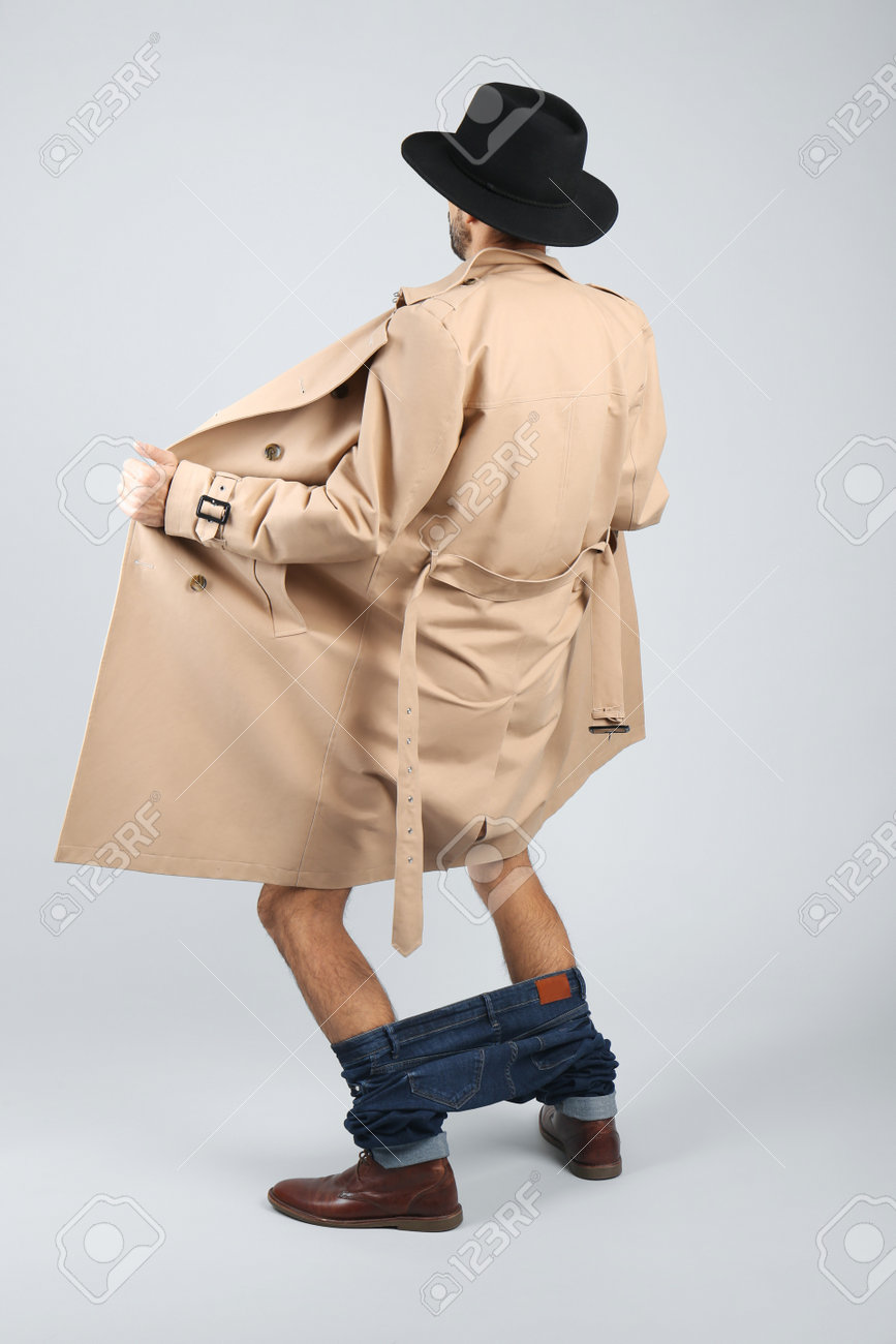 露出狂 