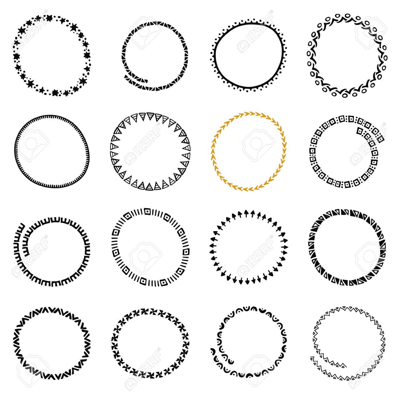 手書き丸ロゴ フレーム セット アイデンティティ デザイン 民族様式化されたテンプレートのコレクションは 日付の結婚式の招待状 スタンプやフレームを保存します パターンのブラシが含まれています のイラスト素材 ベクタ Image