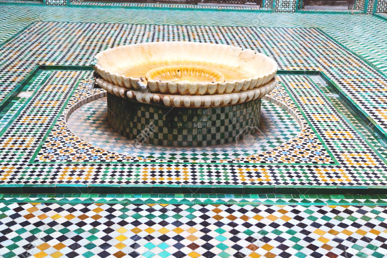 ❤アンティークダスト加工 羽とダブルクロスと天使の噴水ミニオブジェ ドールハウス ❤アンティークダスト加工 羽とダブルクロスと天使の噴水ミニオブジェ