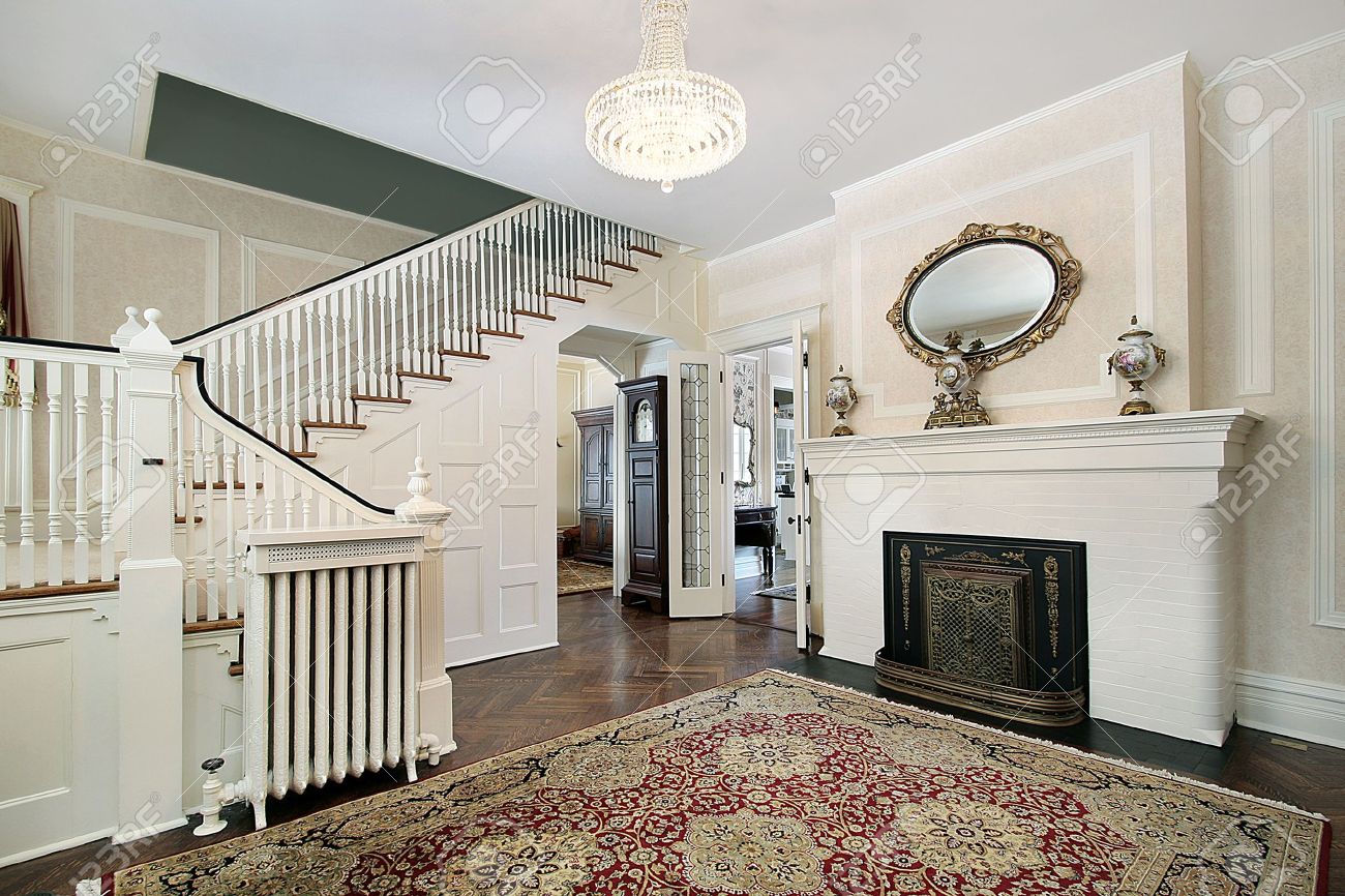 Foyer Mirror : Foyer Mirror Hillcrest Collections Park Hill Collection Furniture / Choose from a huge range of mirrors in a wide variety of shapes and sizes.