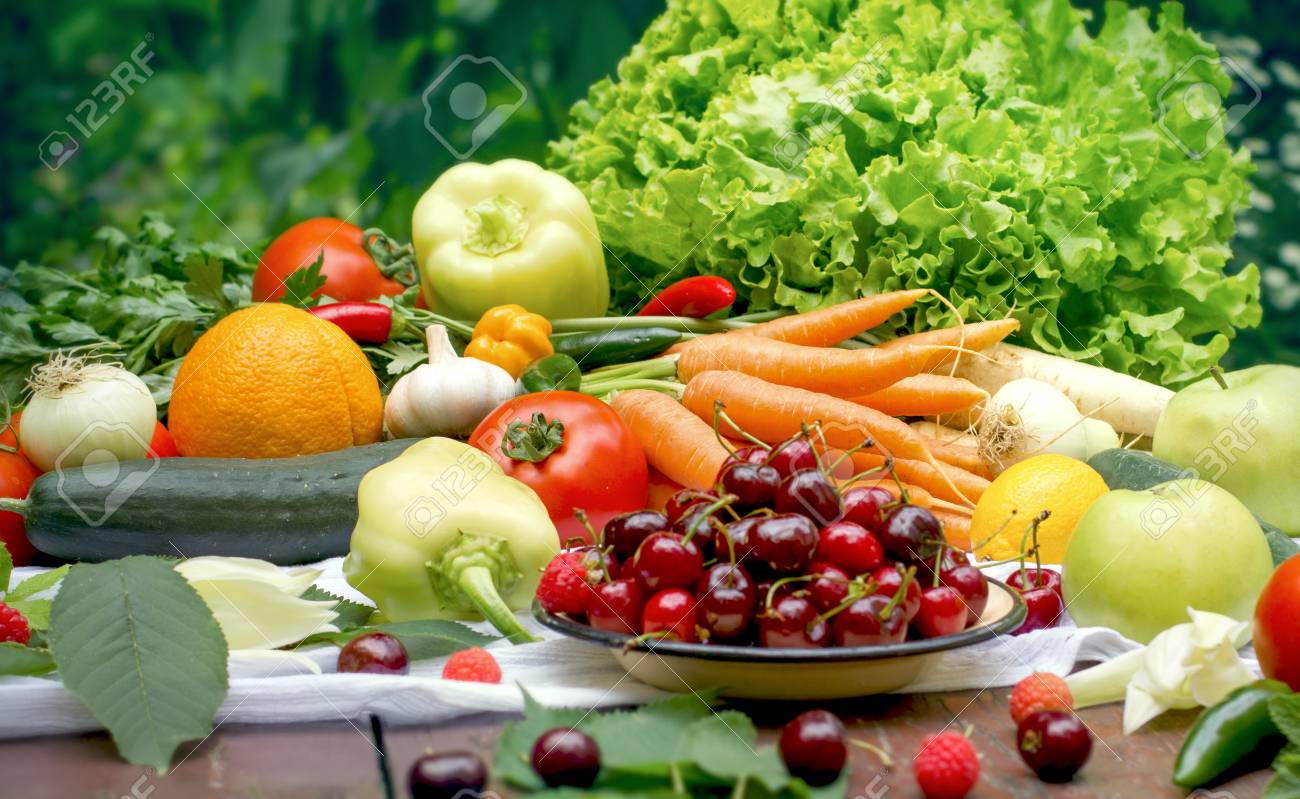 Gesunde Ernahrung Fur Ihre Gesundheit Fur Ein Gesundes Leben Auf Basis Von Obst Und Gemuse Lizenzfreie Fotos Bilder Und Stock Fotografie Image 75758597