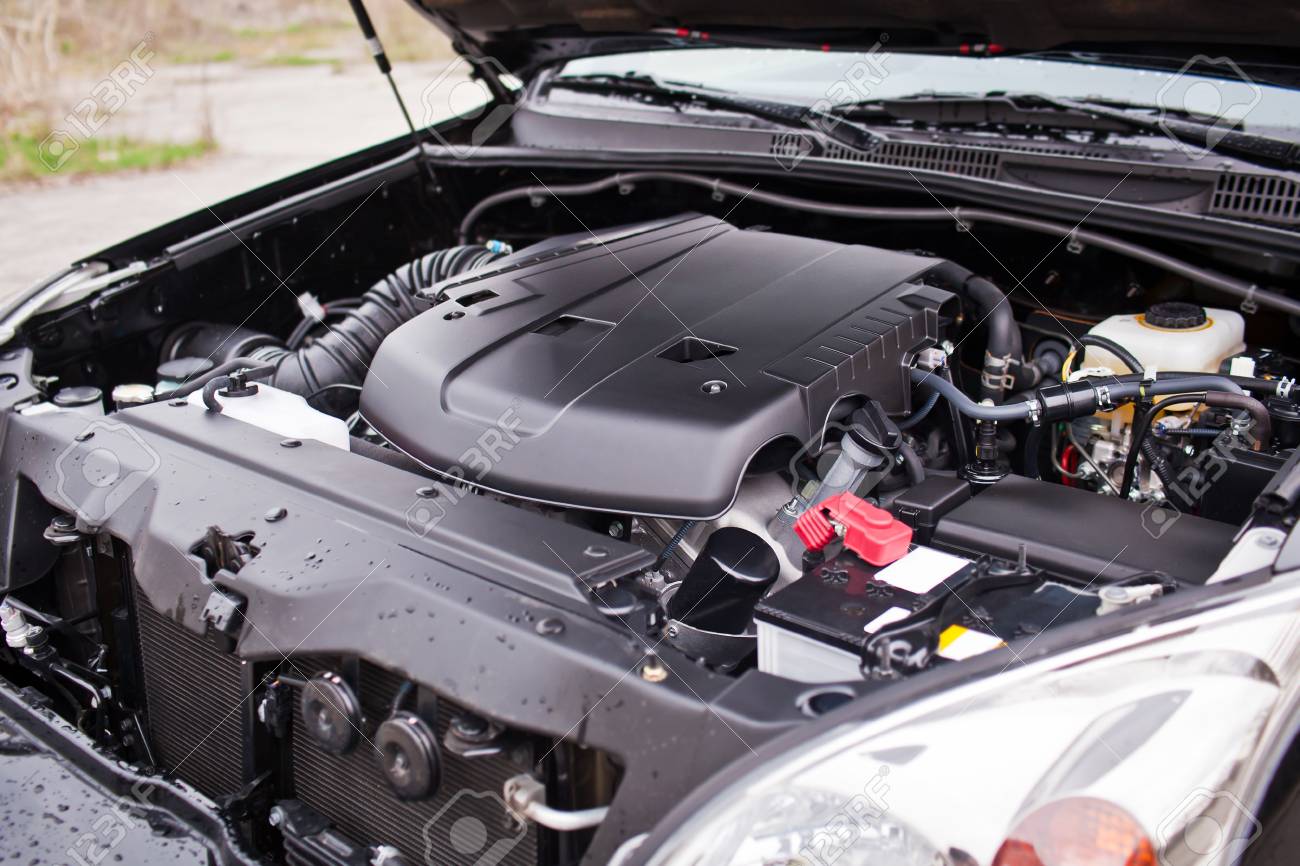 新しいオフロード車エンジンの V8 はプラスチックで覆われて の写真素材 画像素材 Image 7801 新しいオフロード車エンジンの V8 はプラスチックで覆われて の写真素材 画像素材 Image 7801