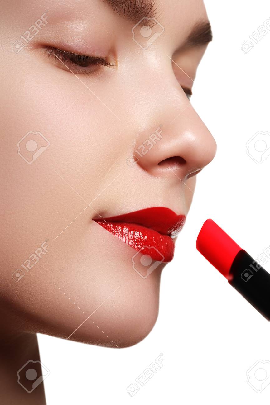 モデルが太鼓判 安いのにめちゃくちゃ使えるプチプラコスメ5選 Mer メル