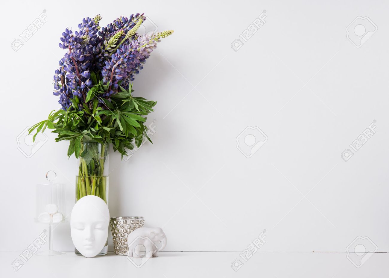 Modern home decor with flowers and interior objects, design ready background - 57907835 Modern home decor with flowers and interior objects, design ready background - 57907835