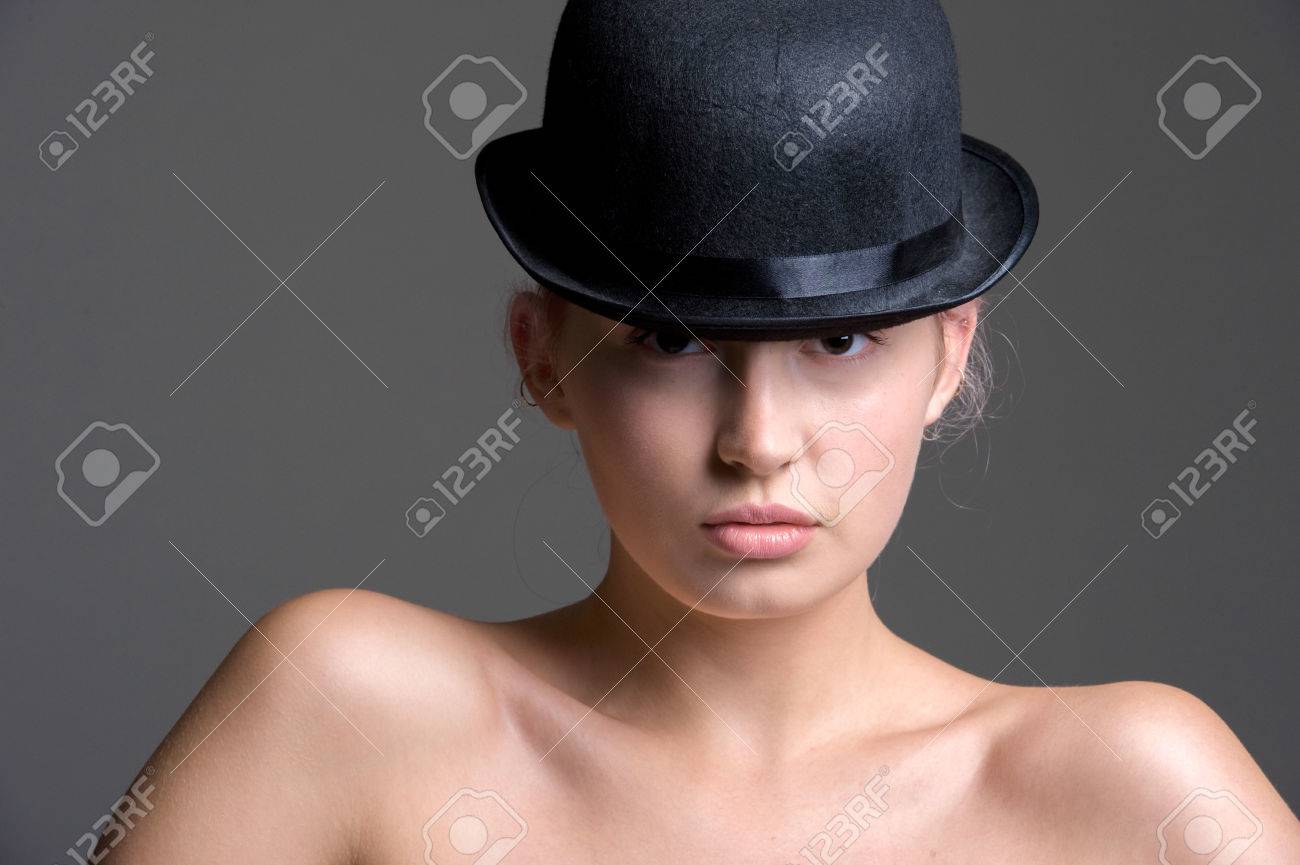 ladies black bowler hat