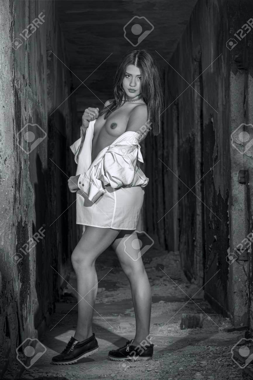 naked-women-in-white-shirt
