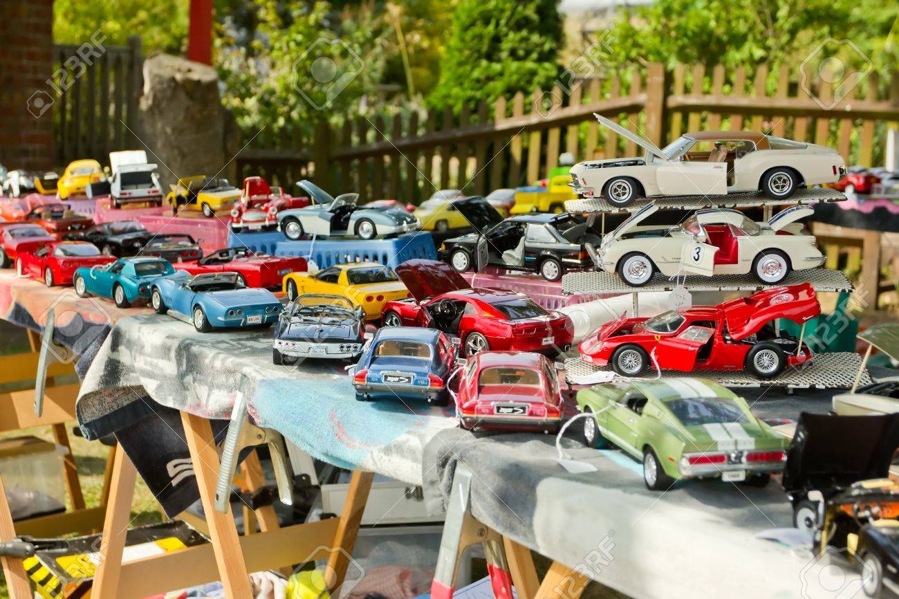 Model Cars For Sale >> Weybridge Surry Uk August 19 A Display Of Model Cars For Model Cars For Sale >> Weybridge Surry Uk August 19 A Display Of Model Cars For