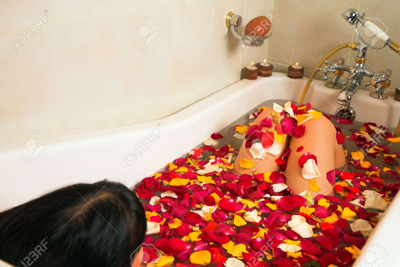 petalos de rosa para banera