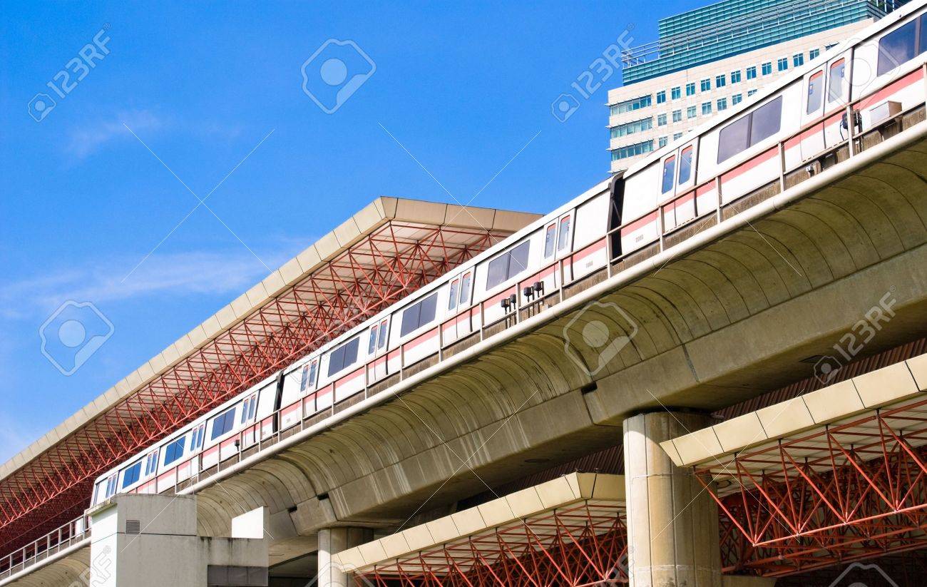 Modern Mass Rapid Transport Station in Singapore - 3501589 Modern Mass Rapid Transport Station in Singapore - 3501589