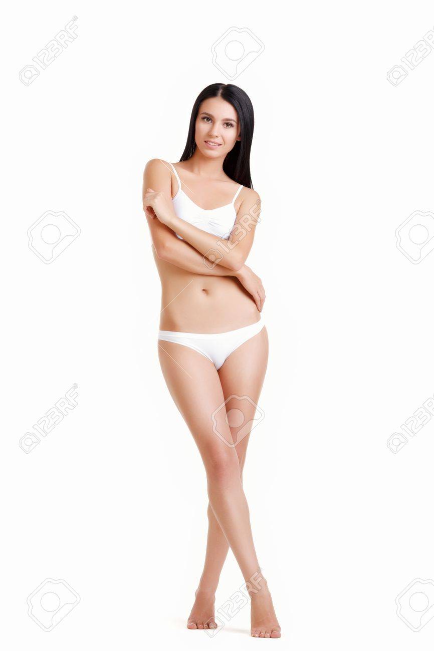ランジェリーにはスリムな美人 美しい女性の身体は 白で隔離 美しい女性 完璧なボディ ランジェリーで幸せな若い女性の完全な長さの肖像画 ダイエット 健康的なライフ スタイル の写真素材 画像素材 Image ランジェリーにはスリムな美人 美しい女性の身体は 白で隔離 美しい女性 完璧なボディ ランジェリーで幸せな若い女性の完全な長さの肖像画 ダイエット 健康的なライフ スタイル の写真素材 画像素材 Image