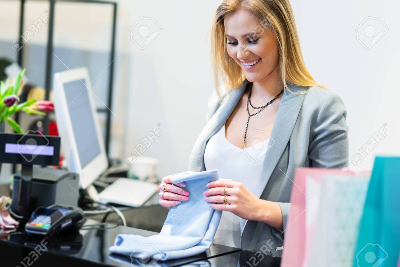 Sales assistant in clothing store - 120132393 Sales assistant in clothing store - 120132393