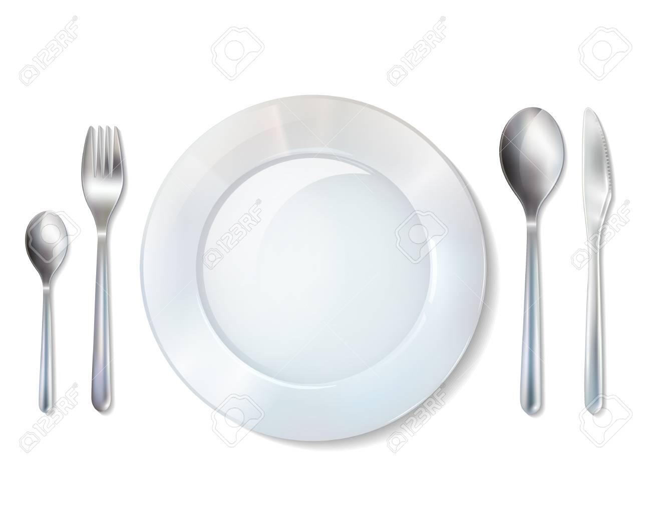 Assiette A Dessert En Porcelaine Blanche Et Couverts Arts De La Table Avec Un Couteau Fourchette Et Cuillere Image Realiste Illustration Vectorielle Clip Art Libres De Droits Vecteurs Et Illustration Image