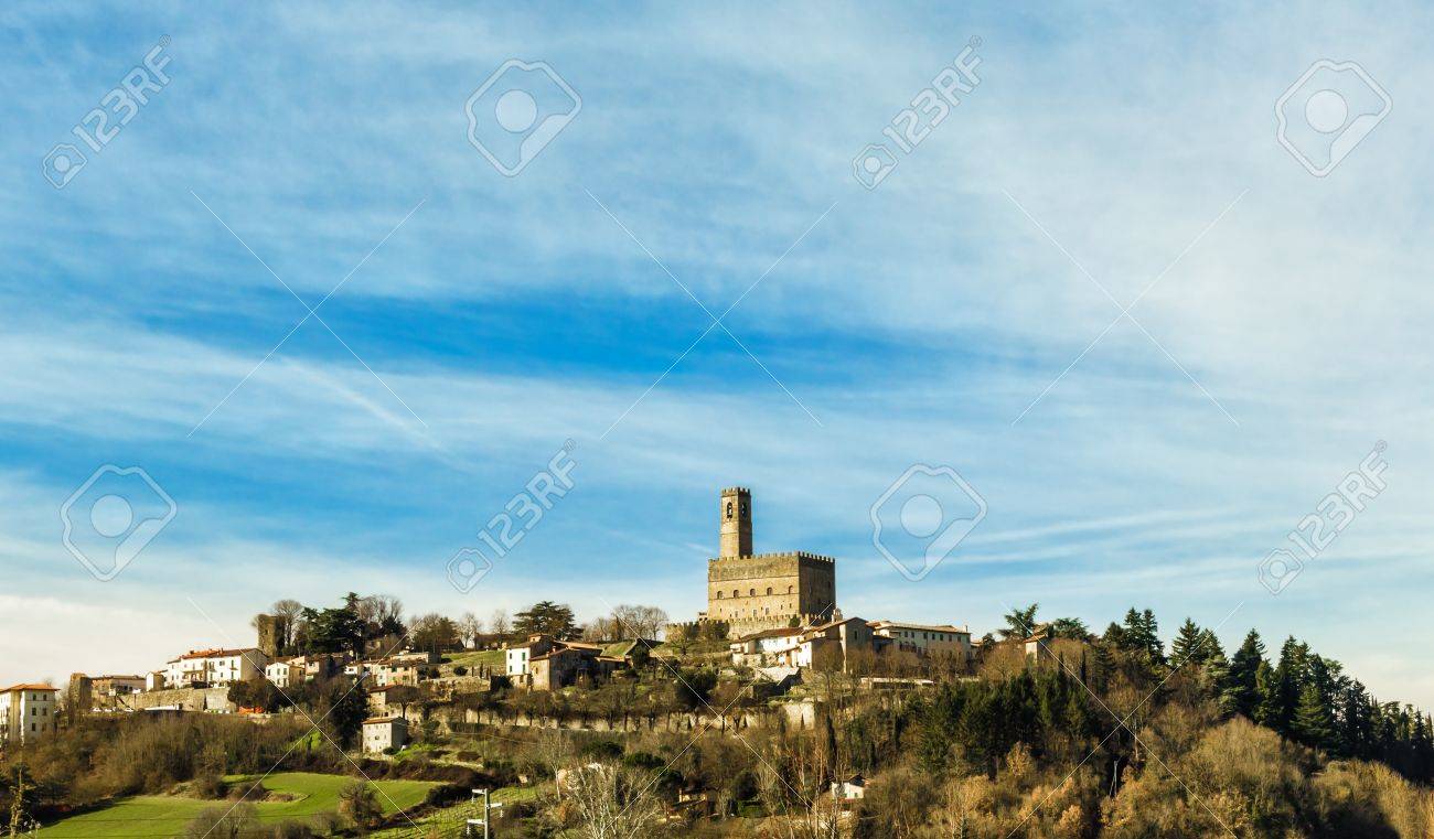 ポッピの古い町とトスカーナ州 イタリアの中世のお城の風景 の写真素材 画像素材 Image 3394 ポッピの古い町とトスカーナ州 イタリアの中世のお城の風景 の写真素材 画像素材 Image 3394