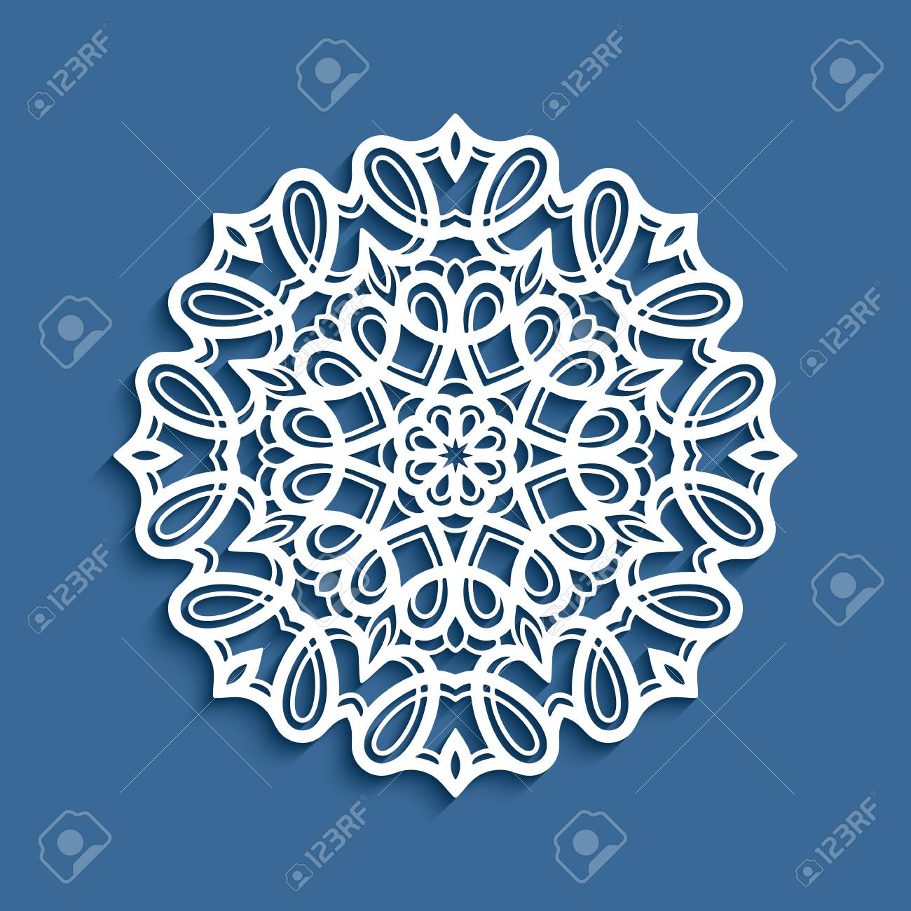 切り絵「レース柄」6