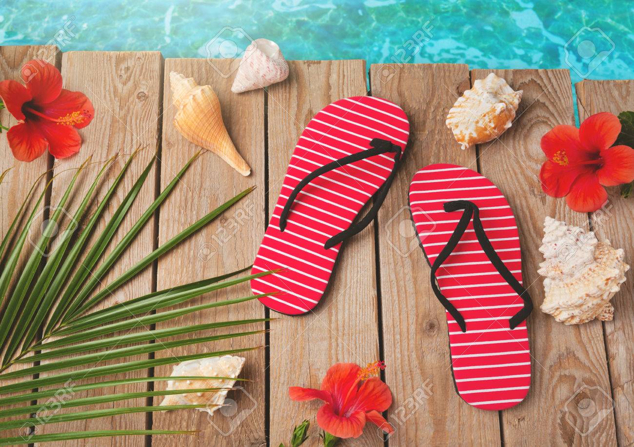 hibiscus flip flops