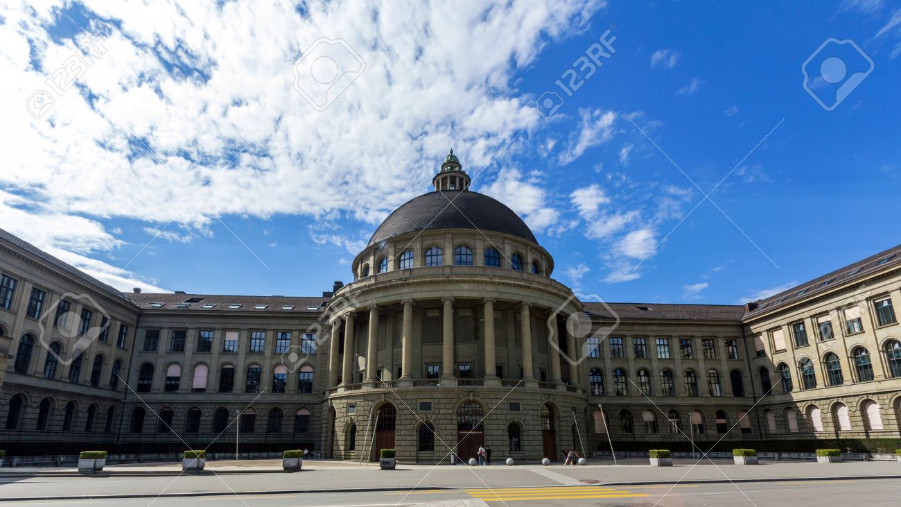 スイス連邦工科大学チューリッヒ (ETHZ)。チューリッヒ工科大学は、1854  年に設立されました。世界のトップの大学間で一貫して定格です。の写真素材・画像素材 Image 33602174