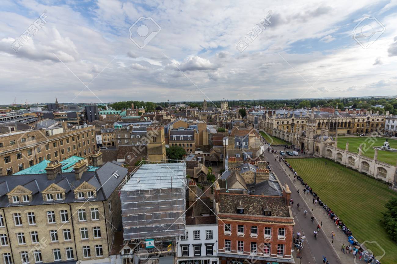 https://previews.123rf.com/images/manganganath/manganganath1508/manganganath150800109/45996242-an-aerial-view-of-historical-buildings-in-cambridge-england-it-is-a-university-city-that-lies-in.jpg