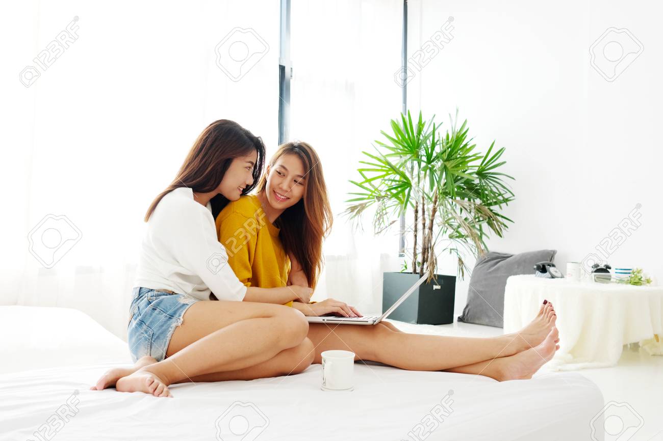 Asian lesbian for free — img 1