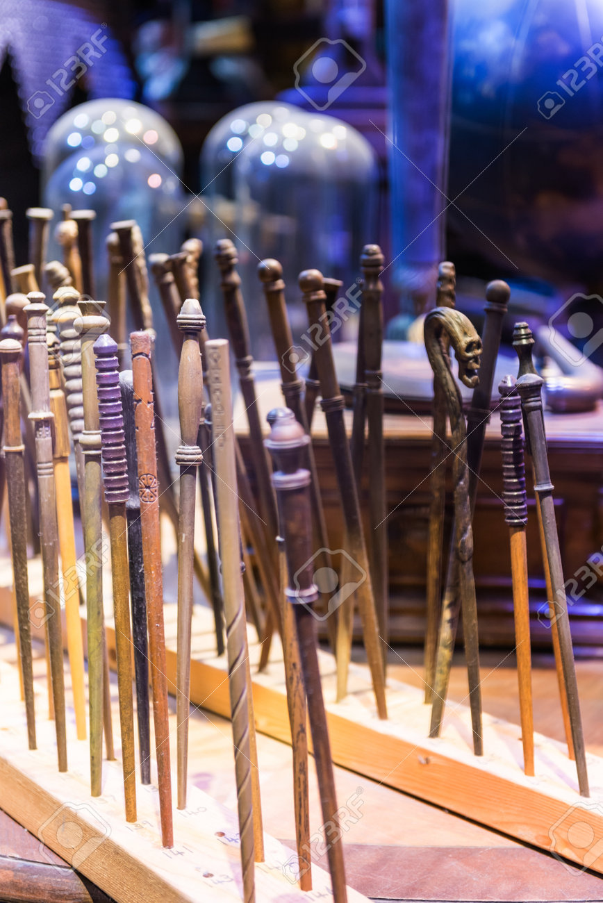 スタジオツアーロンドン ハリー・ポッター 魔法の杖 2025年最新】スタジオツアー東京の杖 全種類一覧！キャラクター