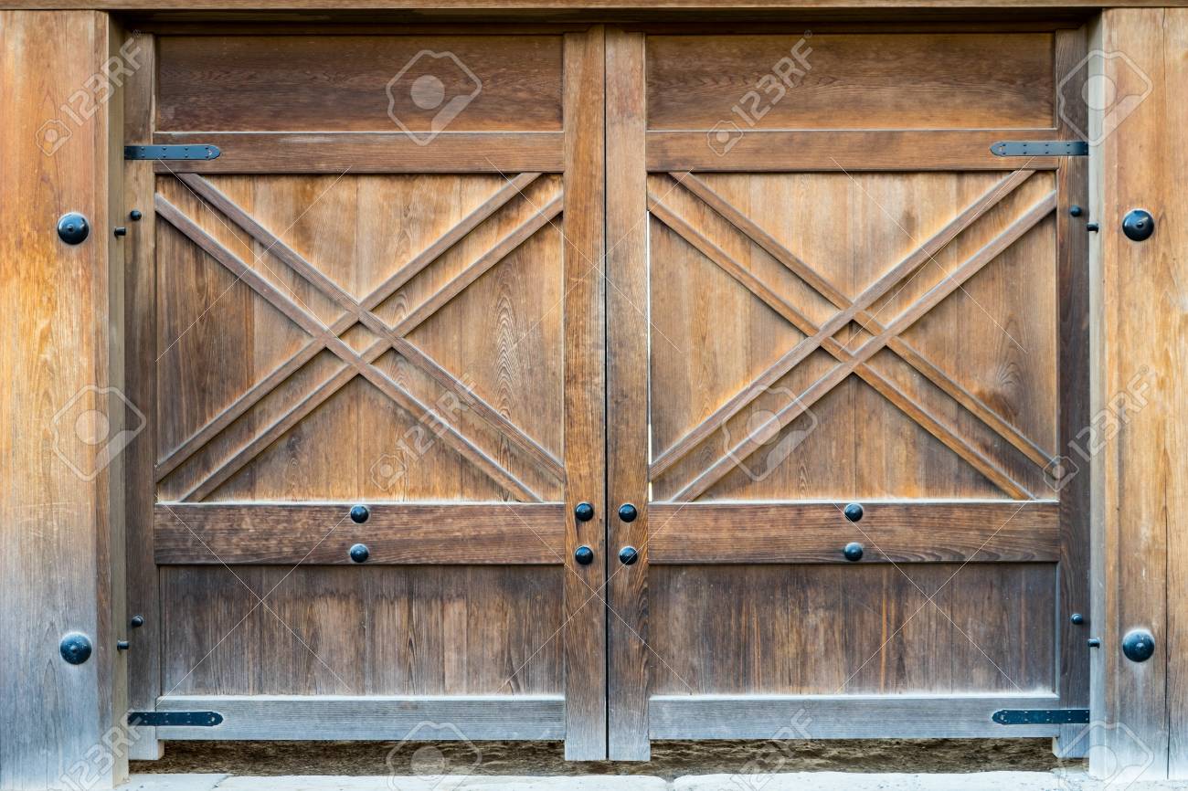 和風の古いドア の写真素材 画像素材 Image