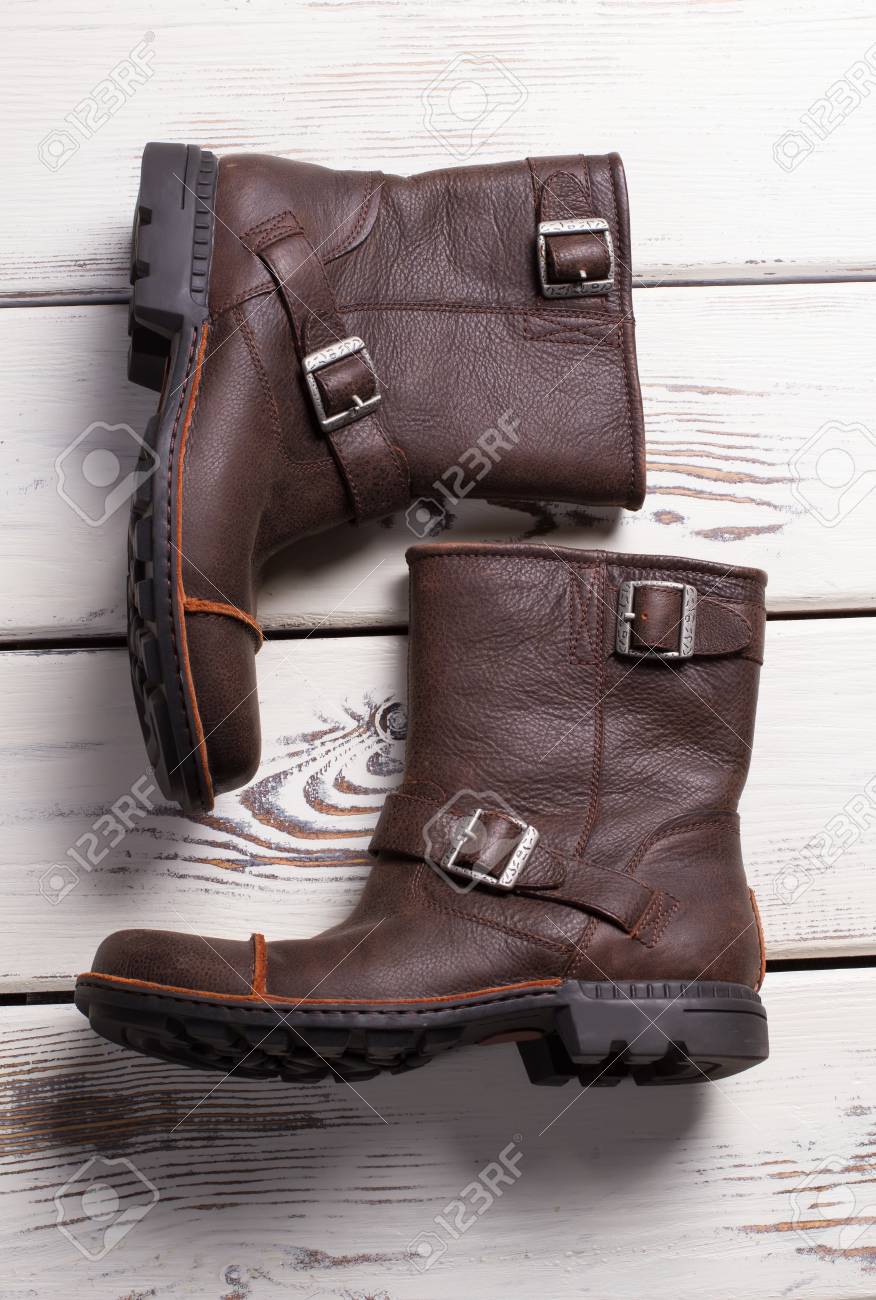 modern snow boots