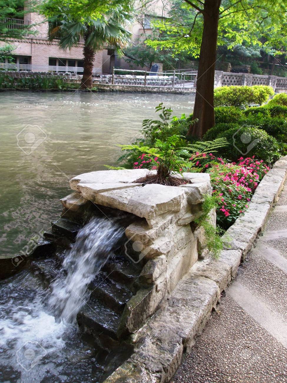 etiam-dictum-ipsum-a-felis