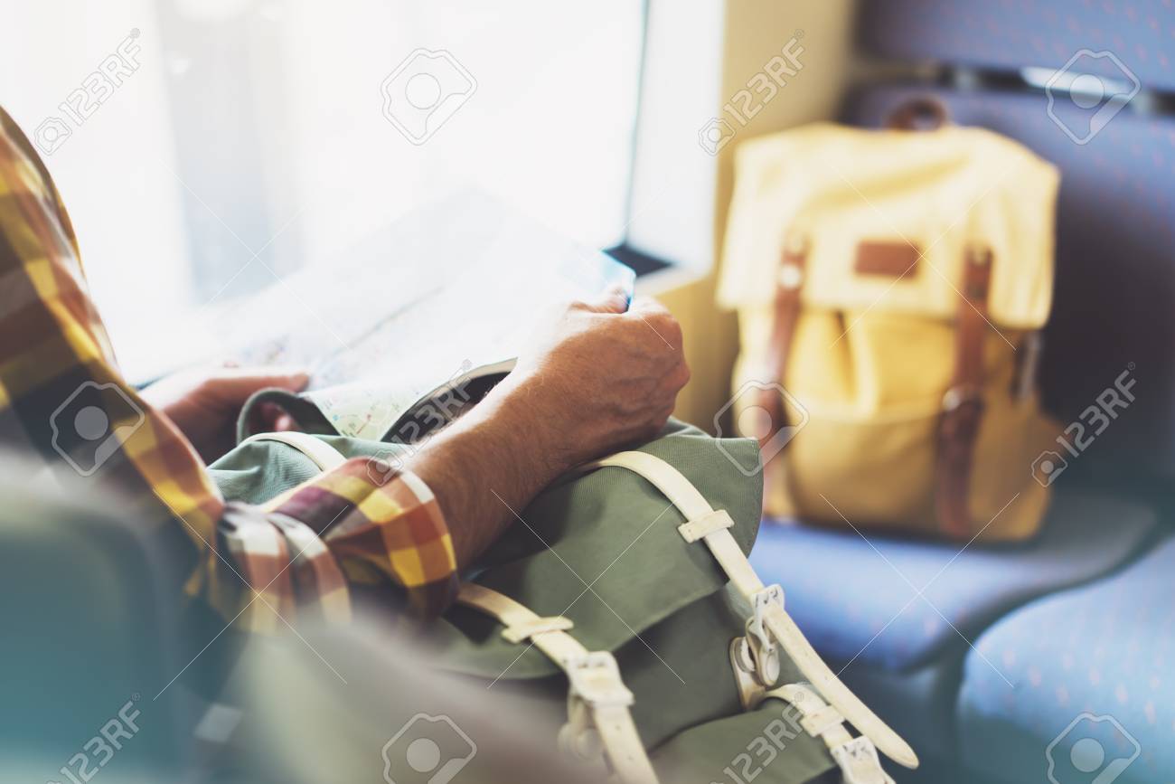 Hipster Profitant Sac Sourire Du Homme Dos Avec À VoyageJeune rCBdxQWEeo