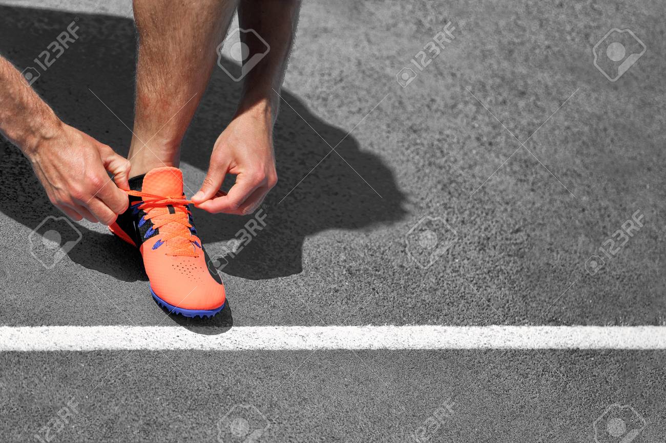 asphalt running shoes