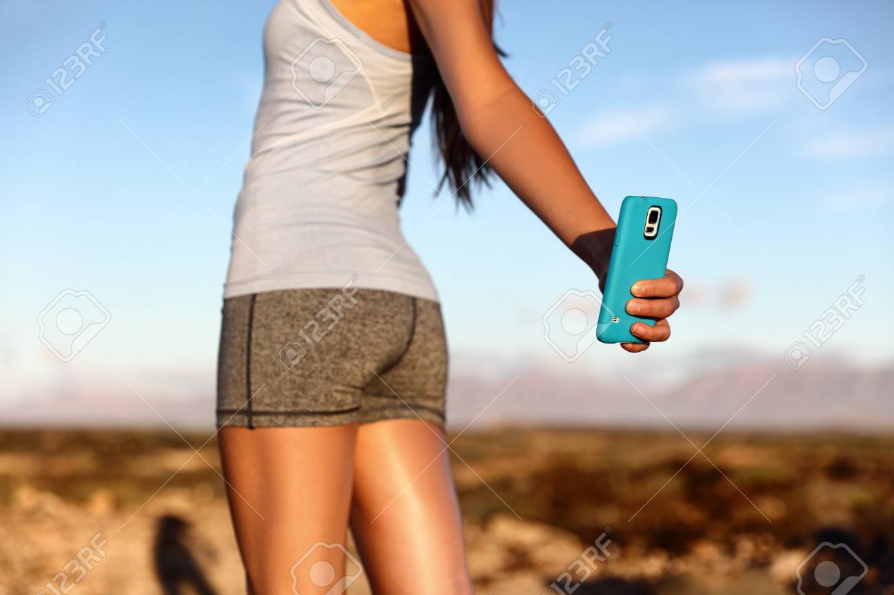 hairy brunettes cum selfie porn gallerie