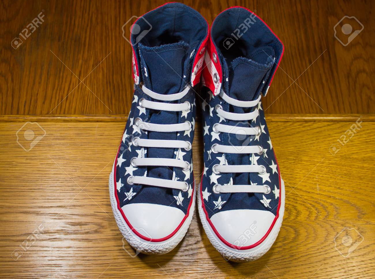 all star converse tennis shoes