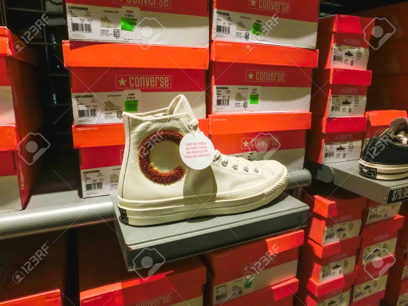 Outlet sneakers usa Clearance