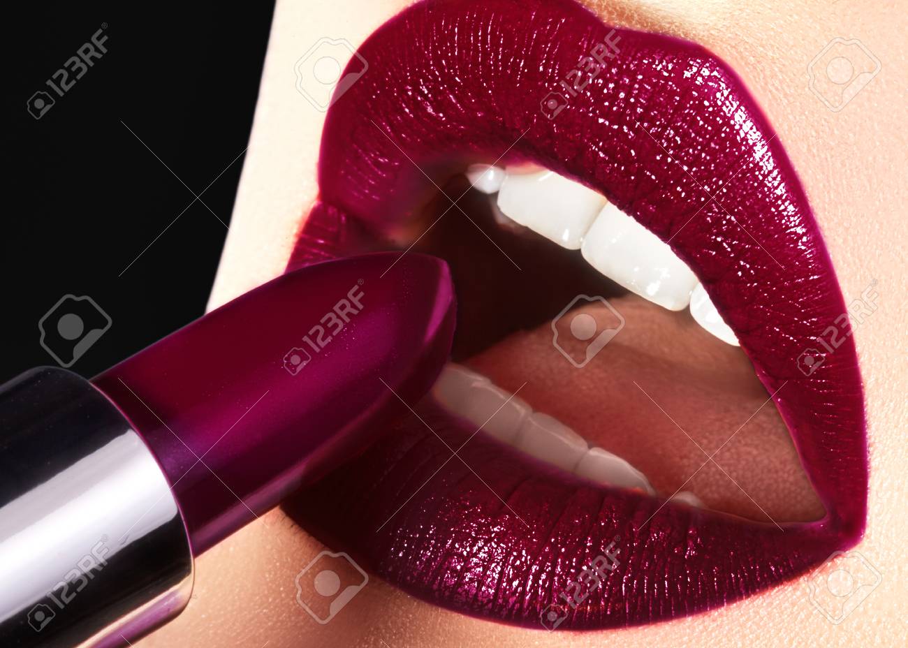 dark colour lipstick