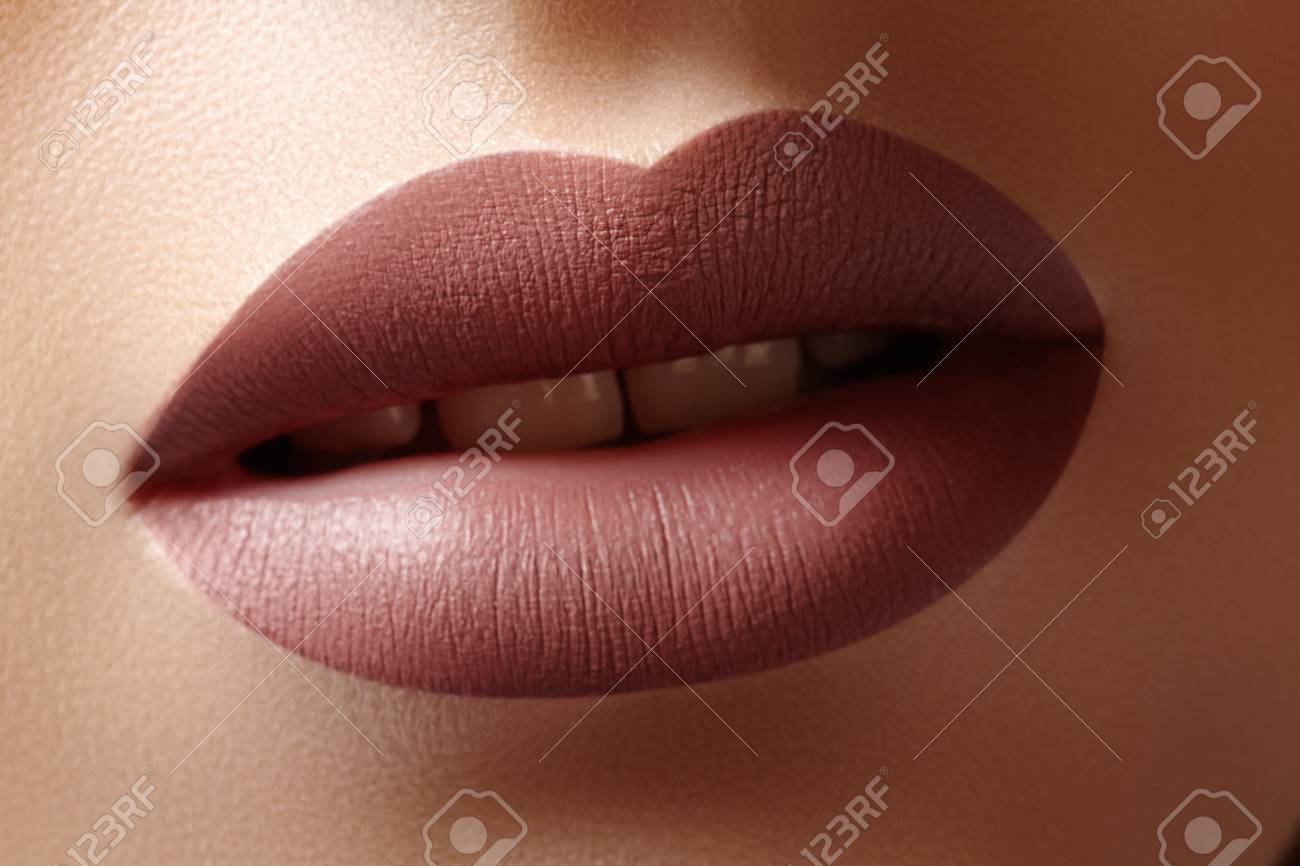 coffee lipstick