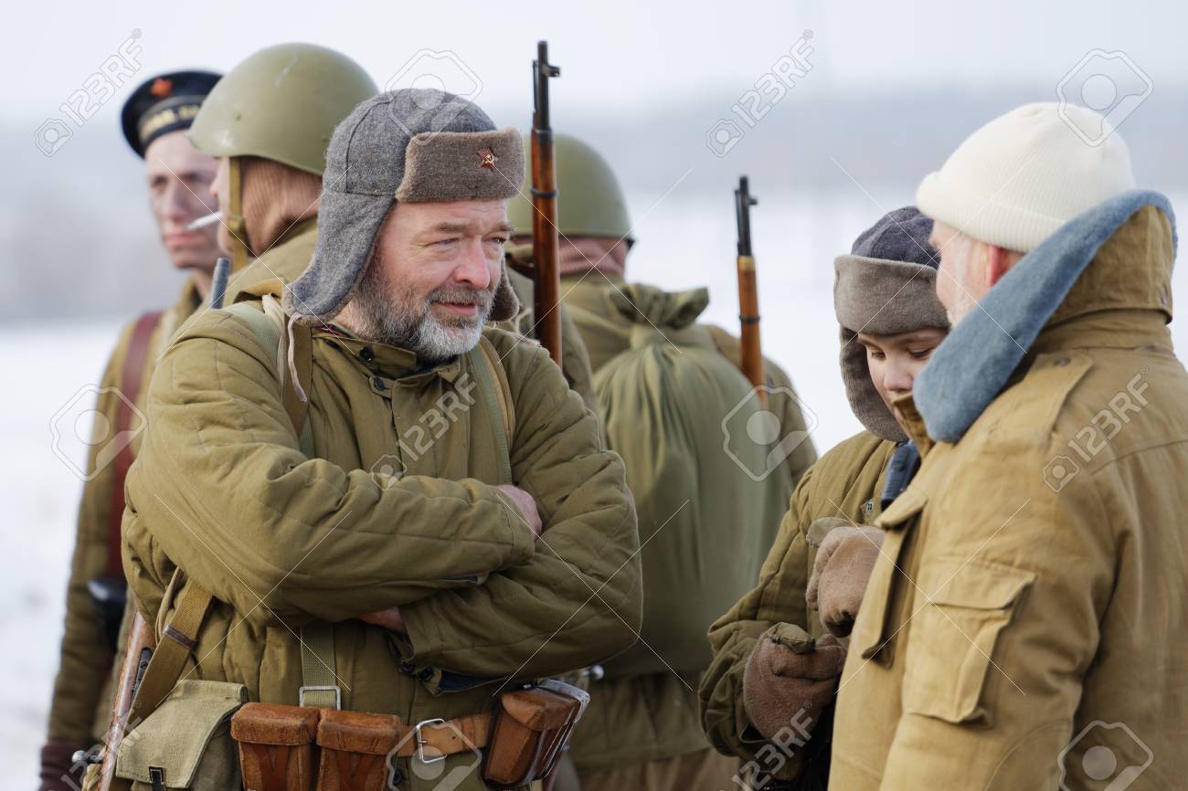 ロシア軍 実物 Военторг製 ロシア空軍 長袖 常勤服 48-4