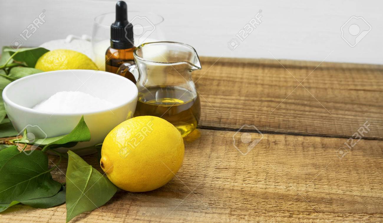 Agua limon bicarbonato y aceite de oliva