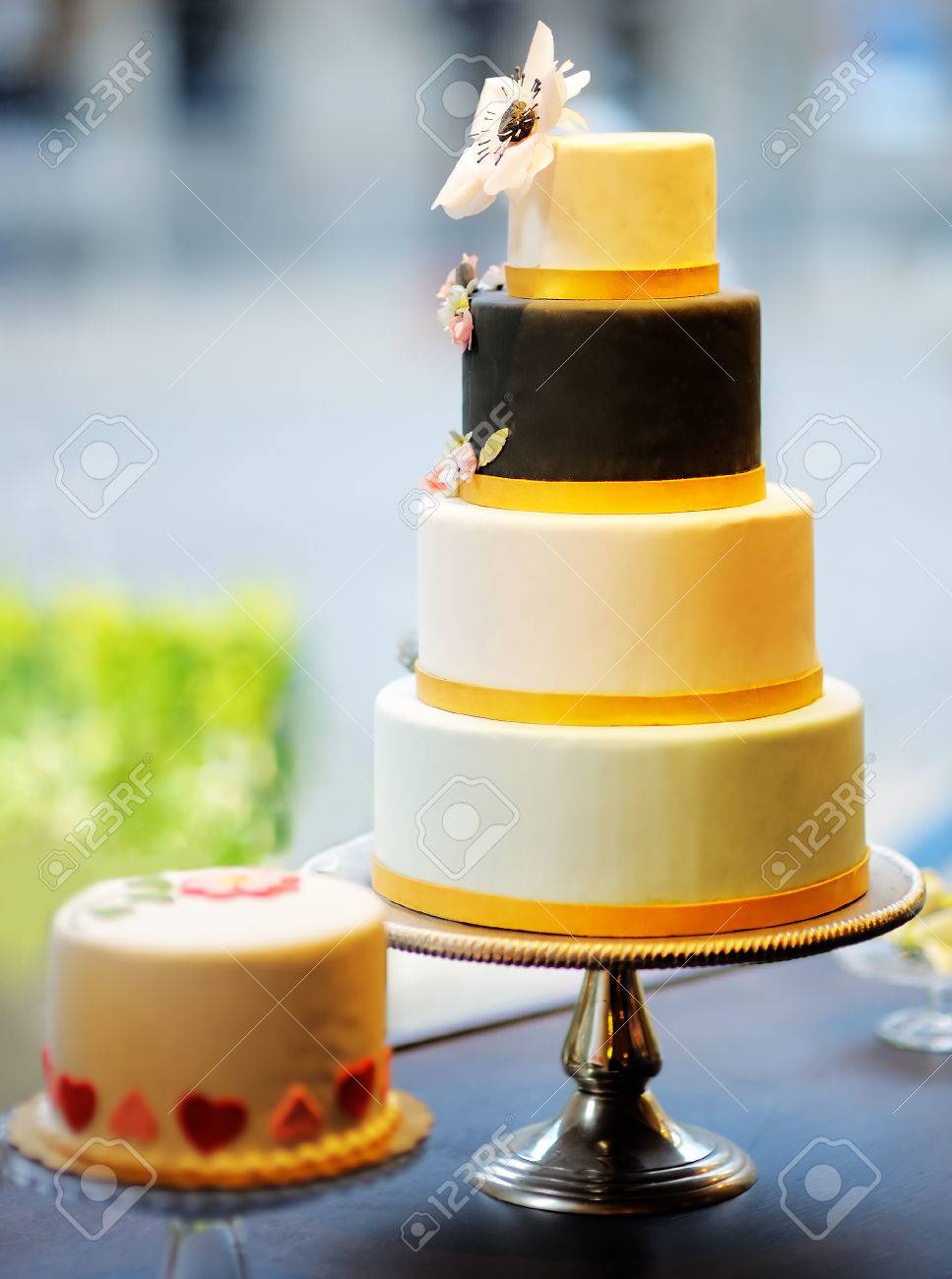 Delicieux Mariage Ou D Anniversaire Originale Gateaux Banque D Images Et Photos Libres De Droits Image