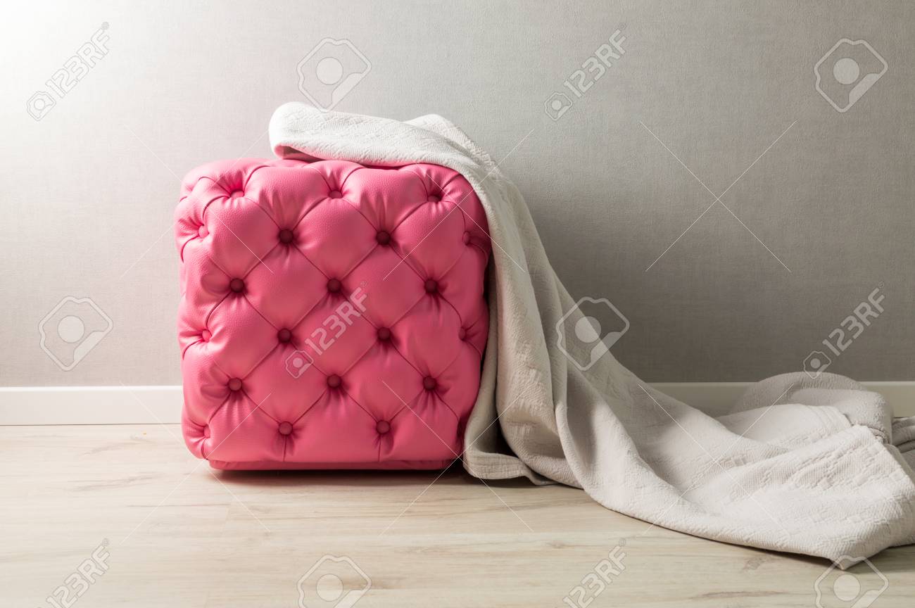 Pink pouf, furniture with decoration buttons in the home interior. - 106023683 Pink pouf, furniture with decoration buttons in the home interior. - 106023683