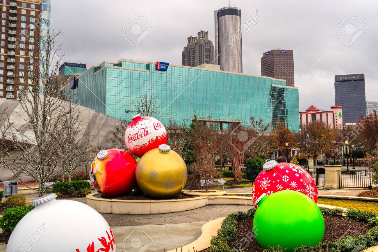 アトランタ ジョージア州 アメリカ合衆国 12 月 04日 Pemberton の場所でコカ コーラの世界はコカ コーラ 世界有名な清涼飲料のブランドの歴史に捧げ博物館です 12 月 04 13年のアトランタ ジョージア アトランタはコカコーラの家です の写真素材