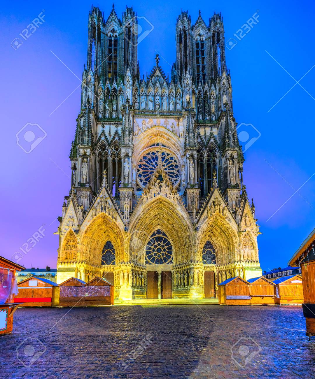 ランス大聖堂 シャンパン フランスのノートルダム大聖堂 の写真素材 画像素材 Image
