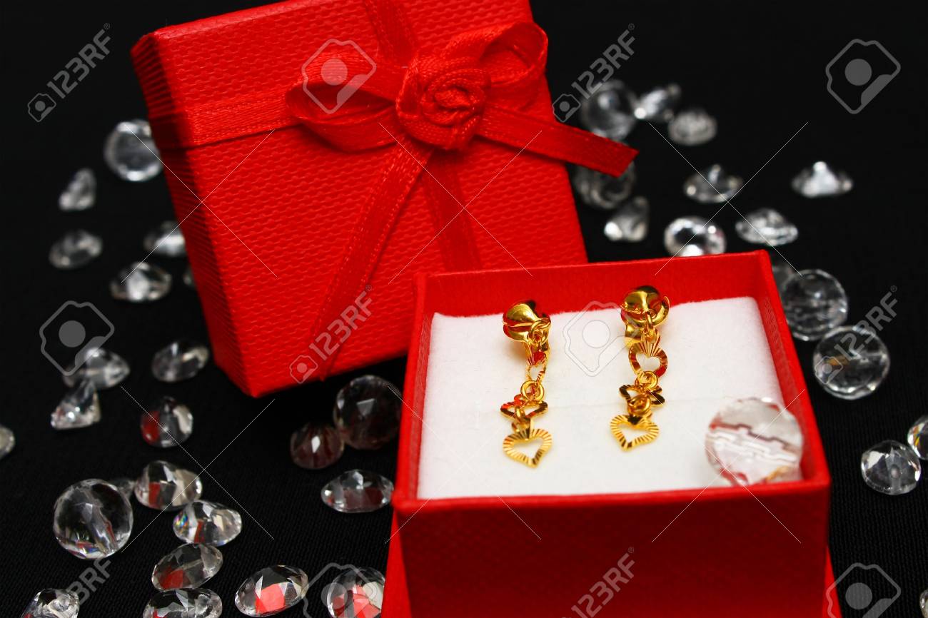 Nuevo 9ct Oro Bunny Rabbit Aretes en Caja