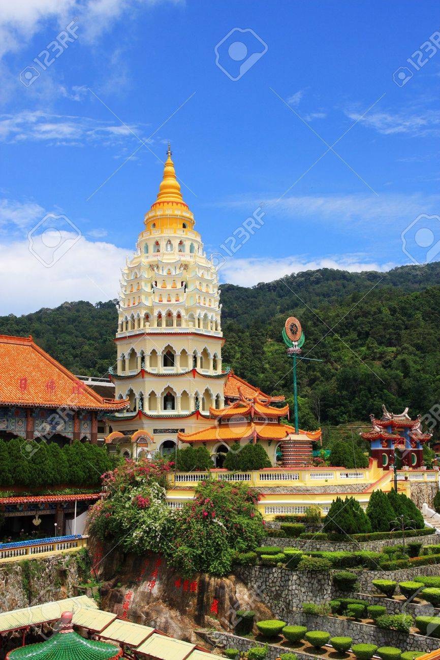 Scenery view of Kek Lok Si Temple, which located in Penang, Malaysia. - 4886313 Scenery view of Kek Lok Si Temple, which located in Penang, Malaysia. - 4886313